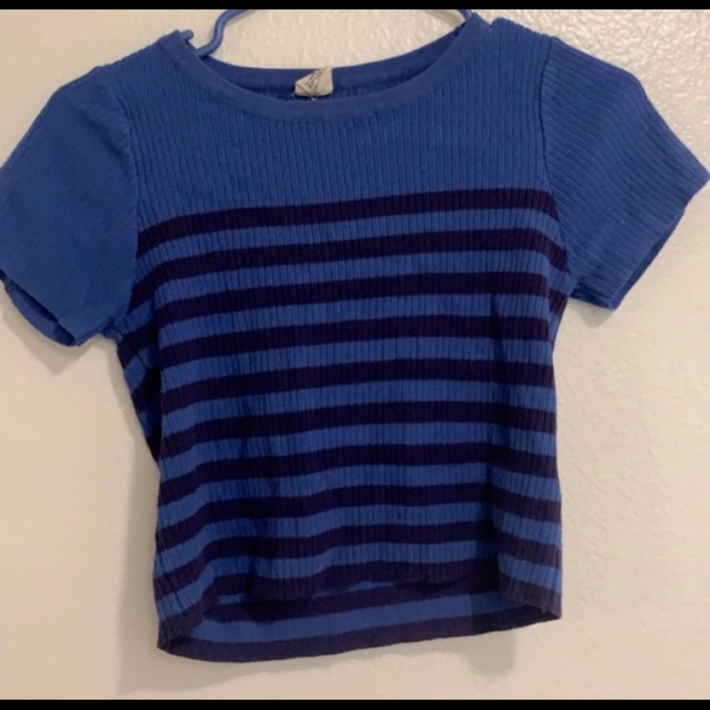 Cropped Tee